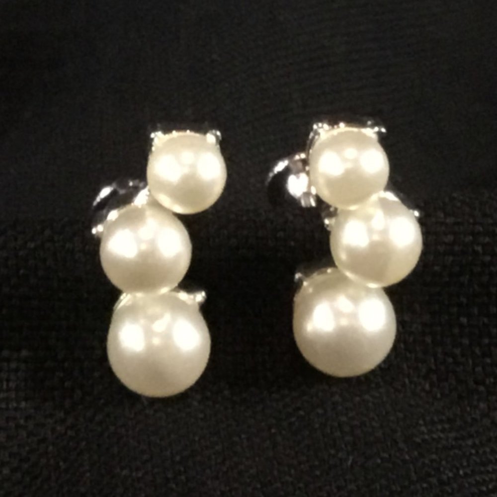 Vintage Screw Back Earrings
